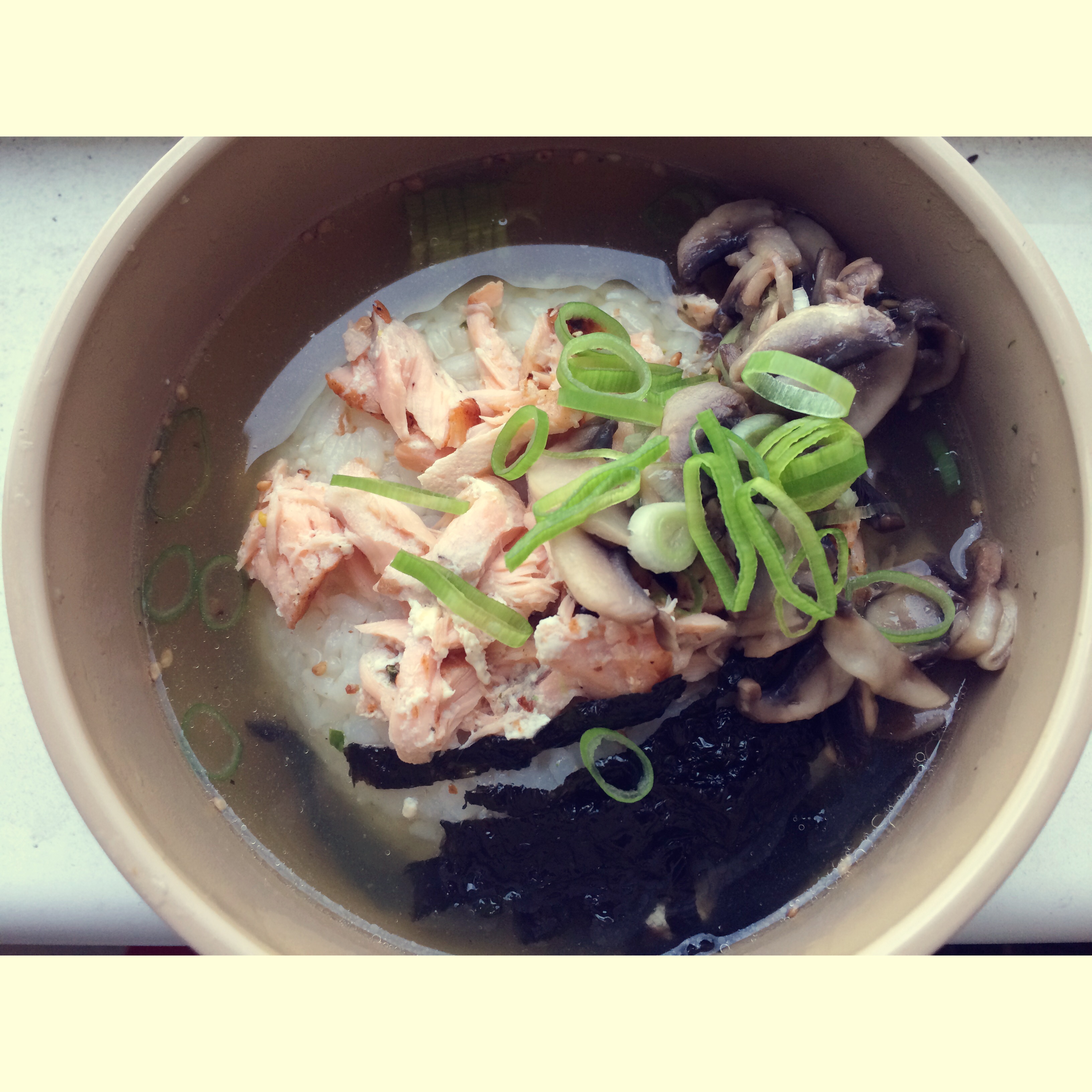 三文鱼茶泡饭