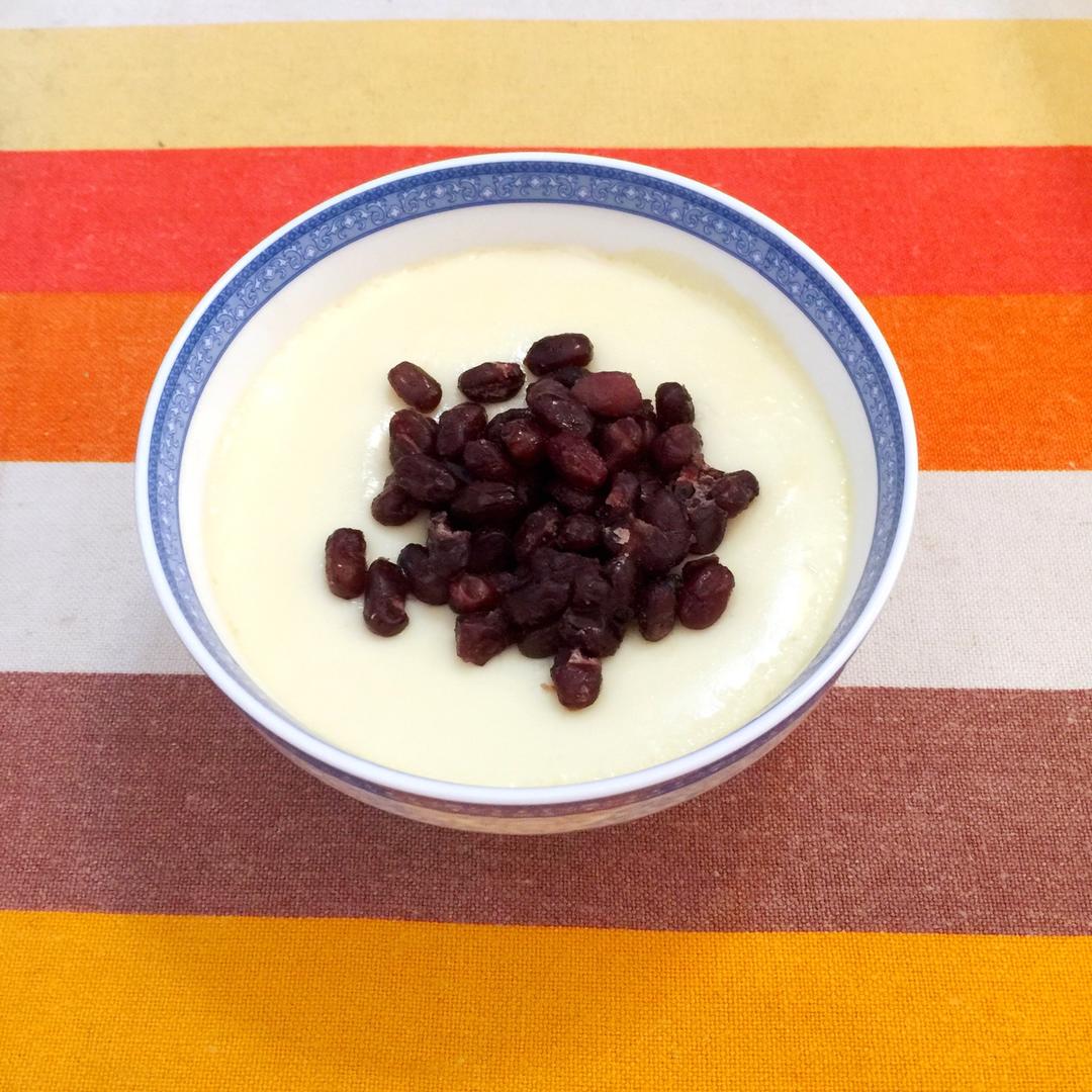 双皮奶（科学方子：淡奶油兑牛奶以假乱真乳脂达到8%的水牛奶，在家轻松做出正宗顺德味儿）