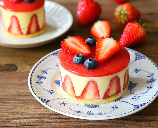 法式草莓慕斯蛋糕的做法