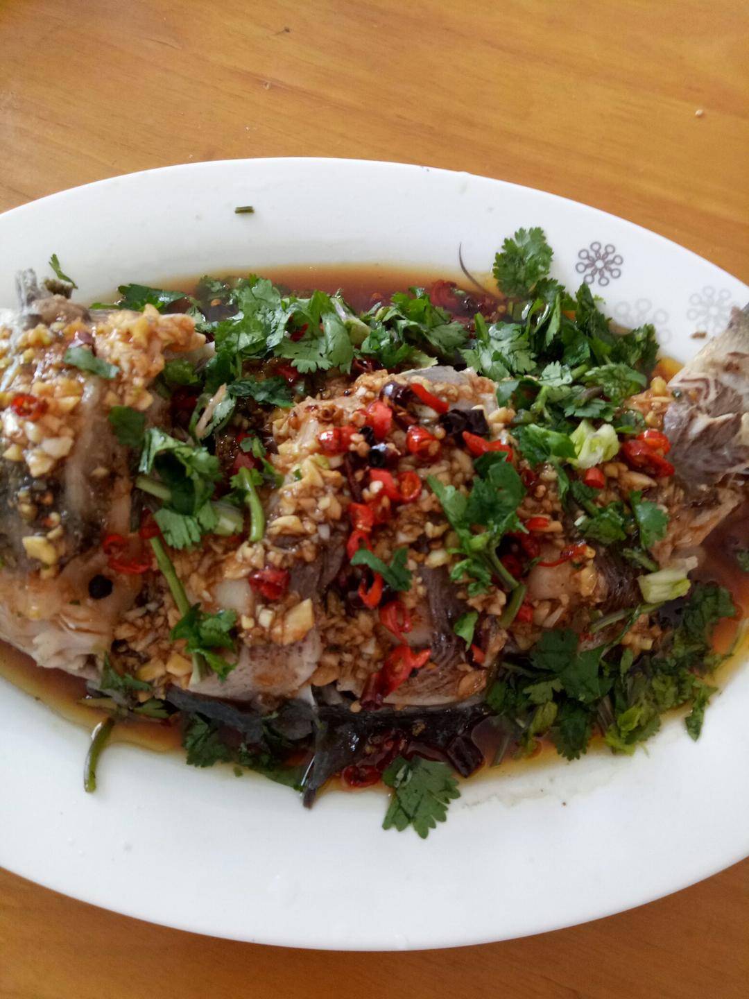 蒜爆鱼（好吃）