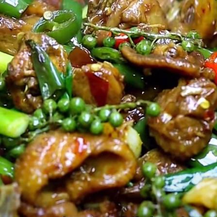 尖椒辣子鸡的做法