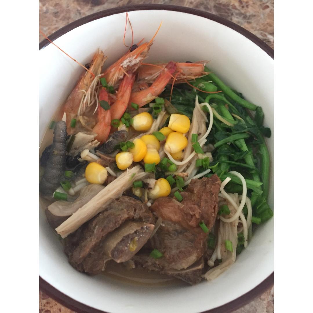 温暖你的一碗面🍜