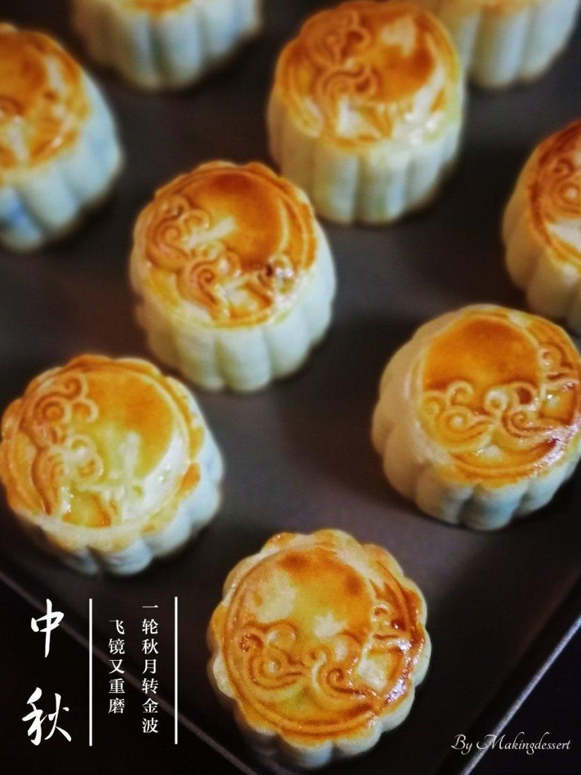 曲奇椰蓉蔓越莓月饼，外酥内软好调戏，比广式月饼好吃N+1倍
