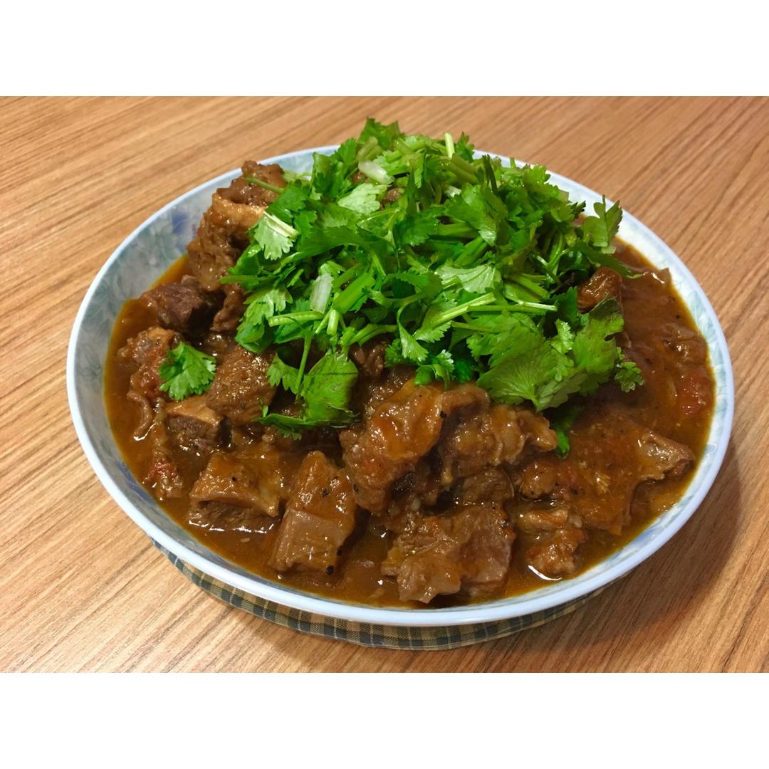 西红柿炖牛肉