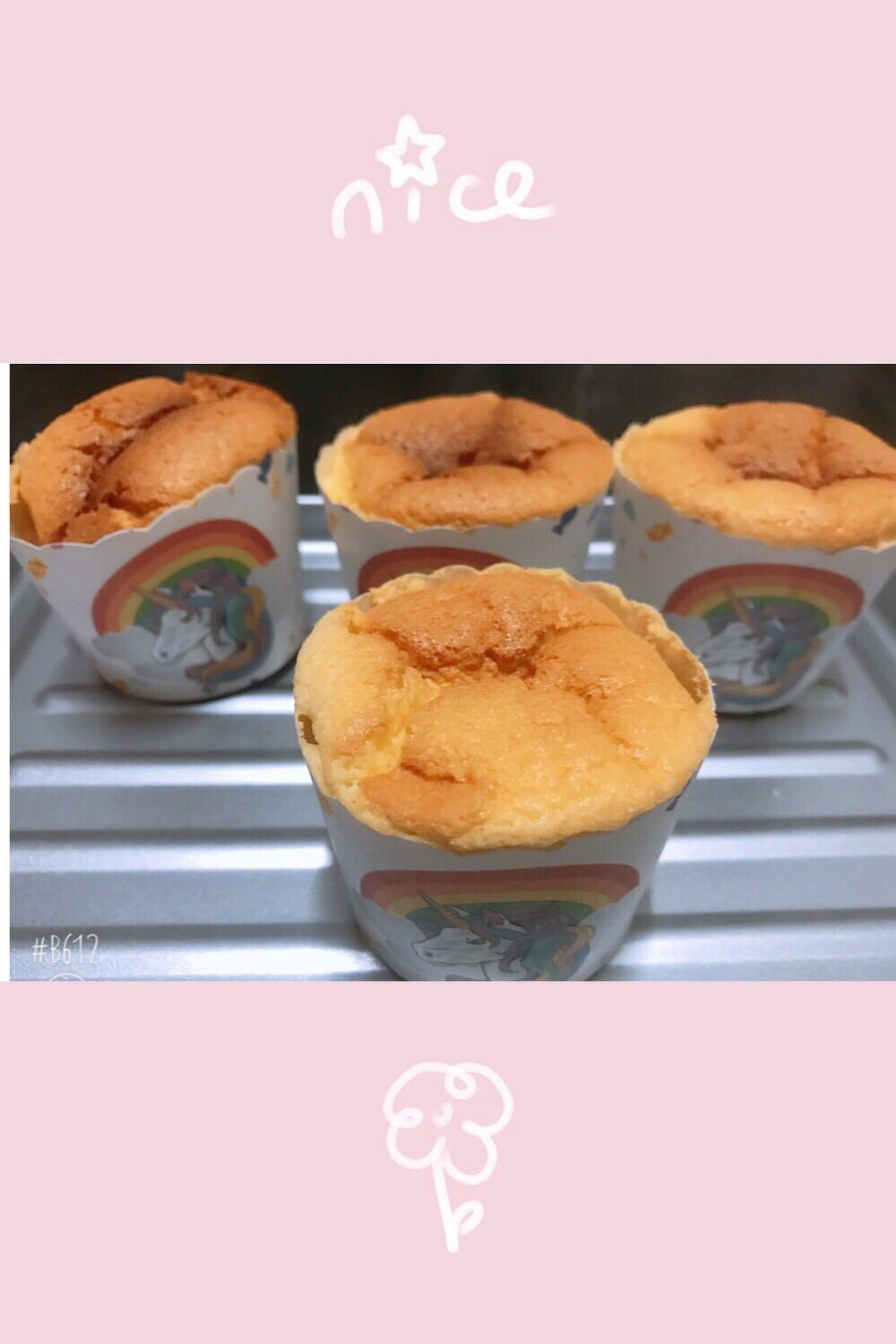 简单的戚风小纸杯蛋糕