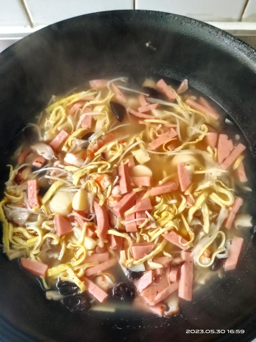 低卡减脂餐~三鲜菌菇汤