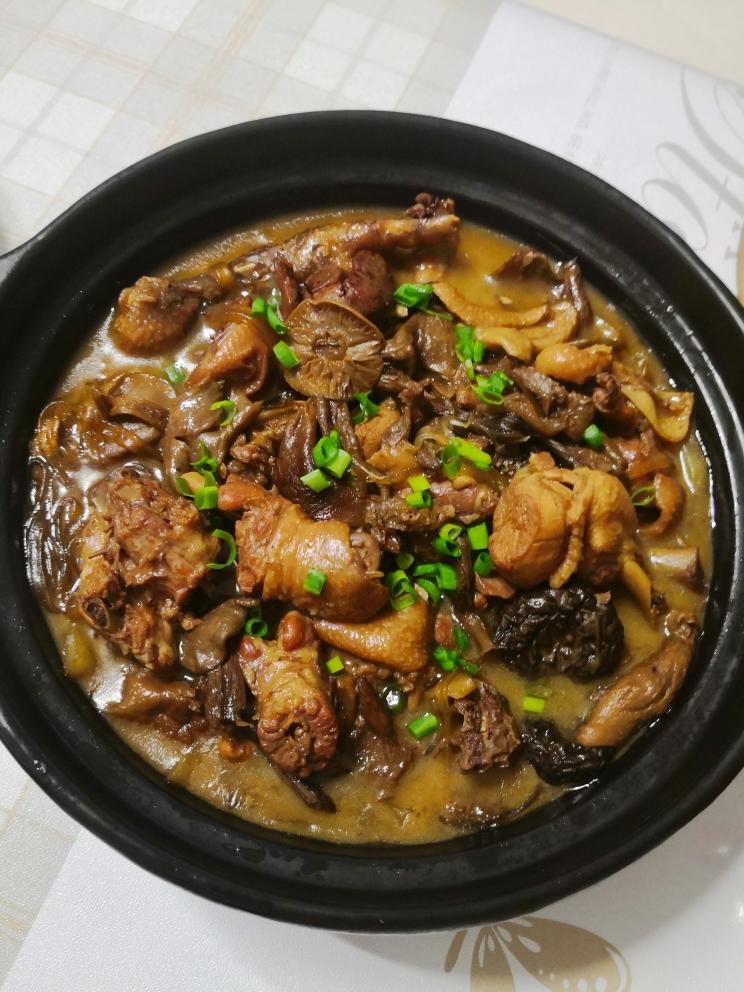 小鸡炖蘑菇粉条