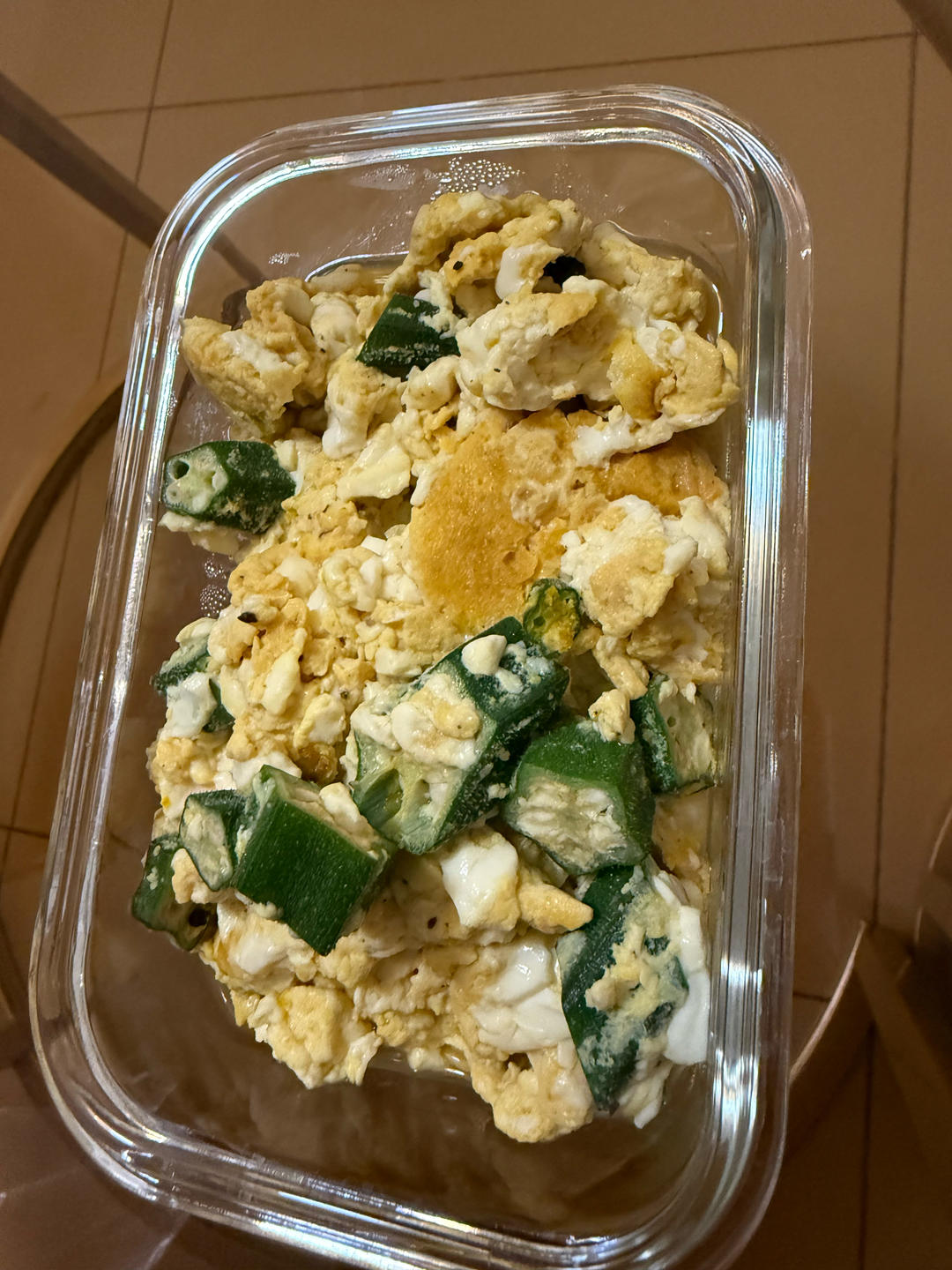 鸡蛋抱内脂豆腐