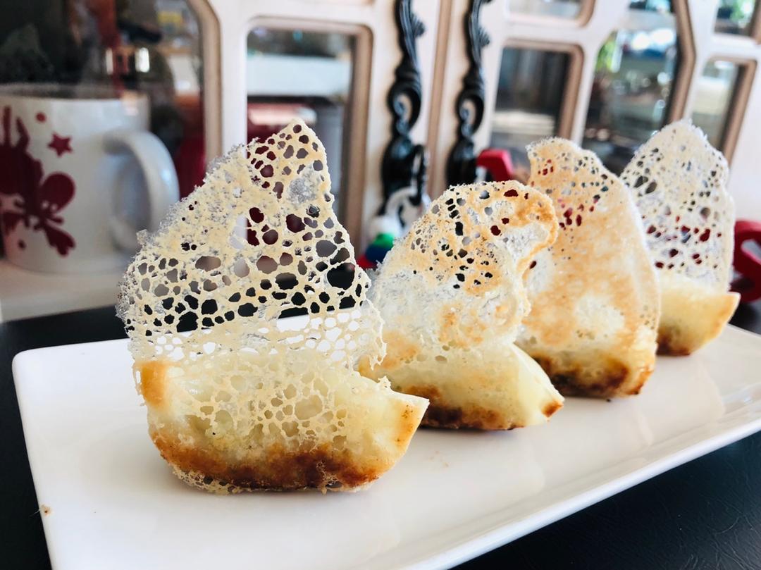 冰花蕾丝煎饺