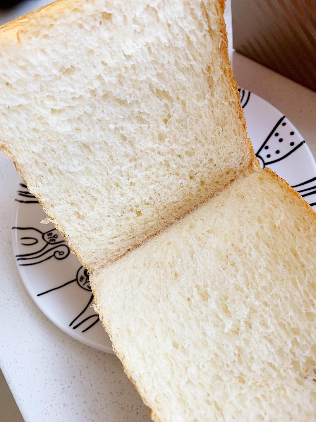 纯奶手撕吐司的做法 步骤1