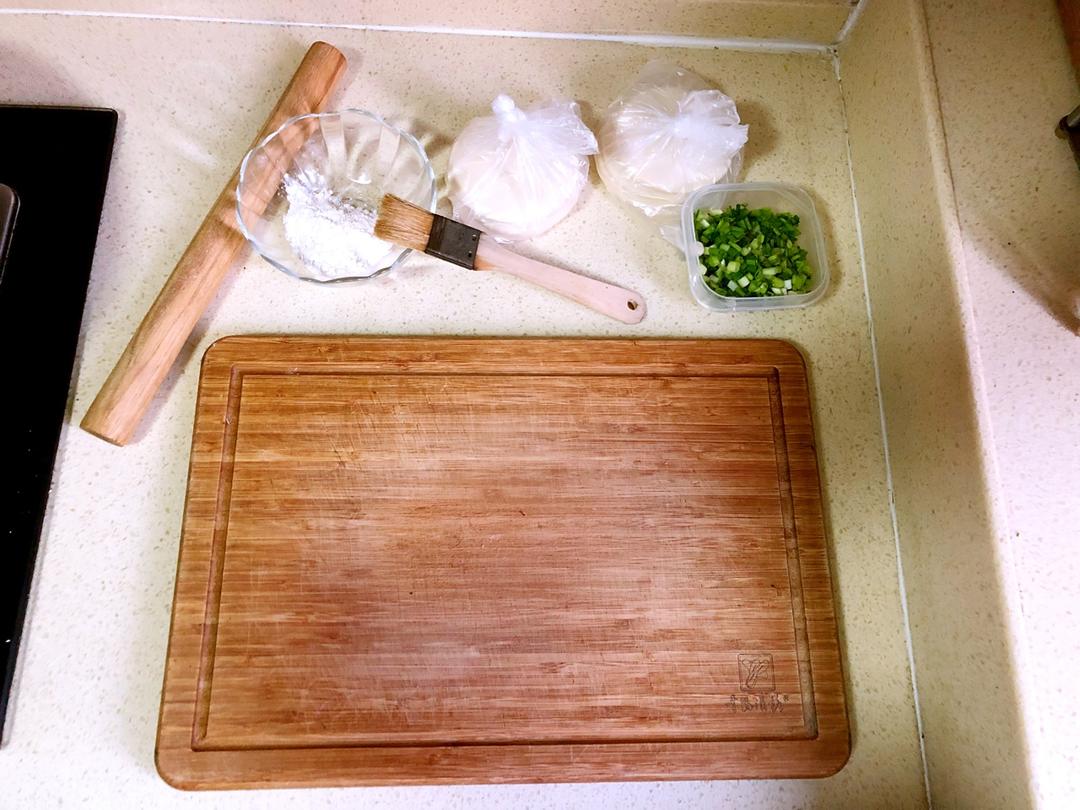 饺子皮葱油饼