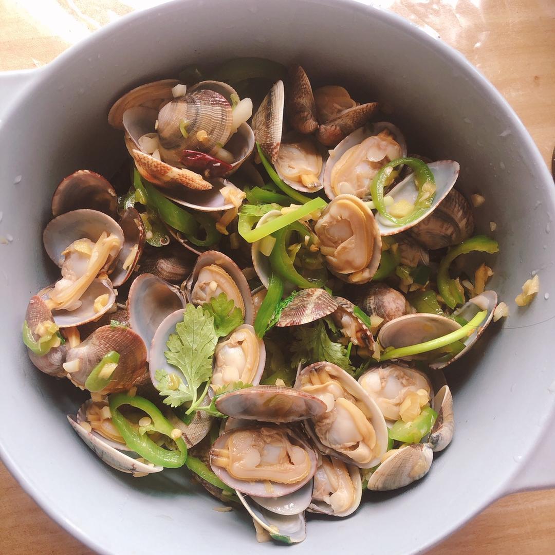 葱炒花蛤