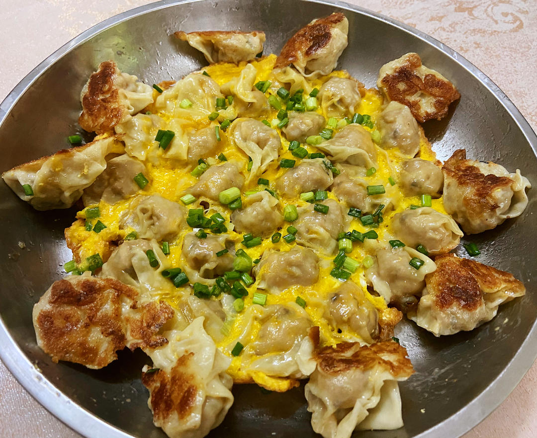 抱蛋煎馄饨