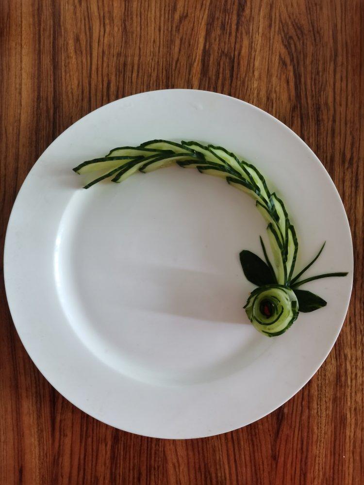 花开的声音如此美妙做的黄瓜花卉造型美食菜肴拼盘装饰花式摆盘凉拌