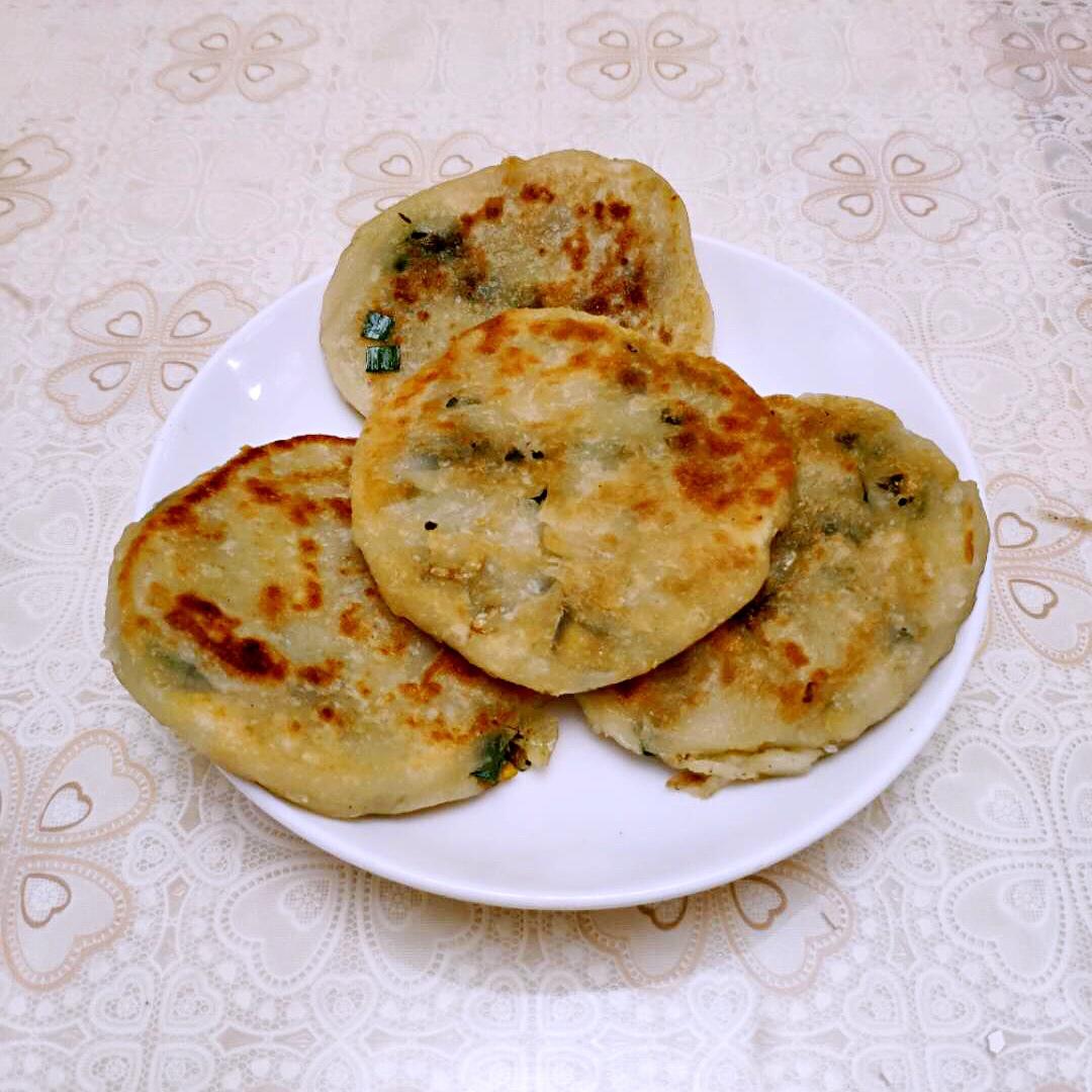 皮薄馅大～韭菜鸡蛋饼