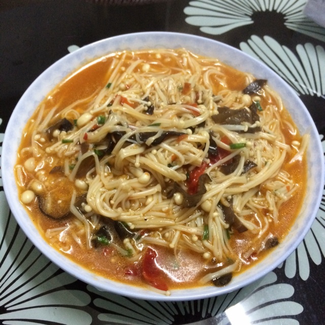 鱼香金针菇