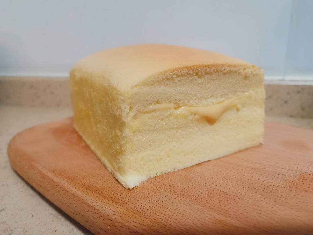 堪比柯基屁股
爆浆芝士🧀古早蛋糕