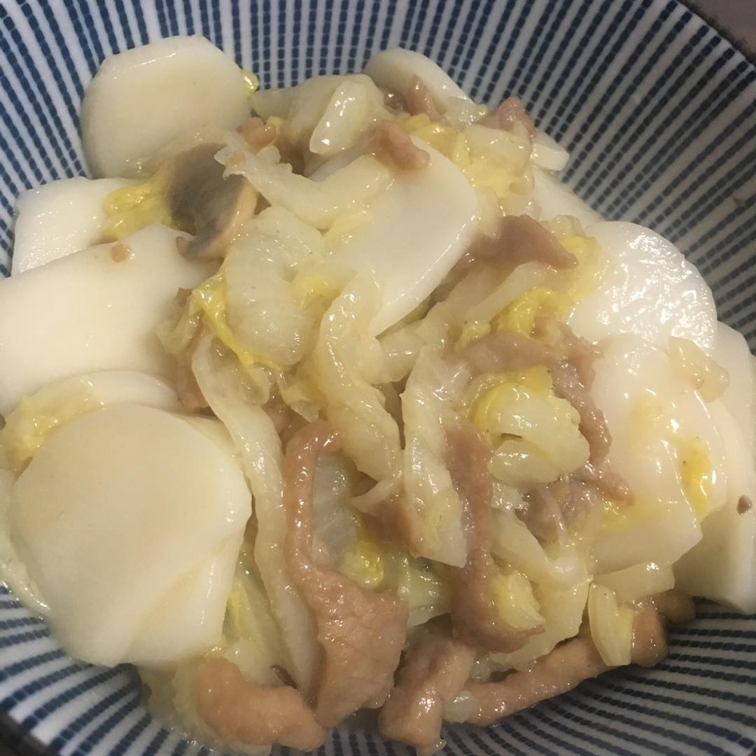 不挑锅、不焦不沾的黄芽菜肉丝炒年糕