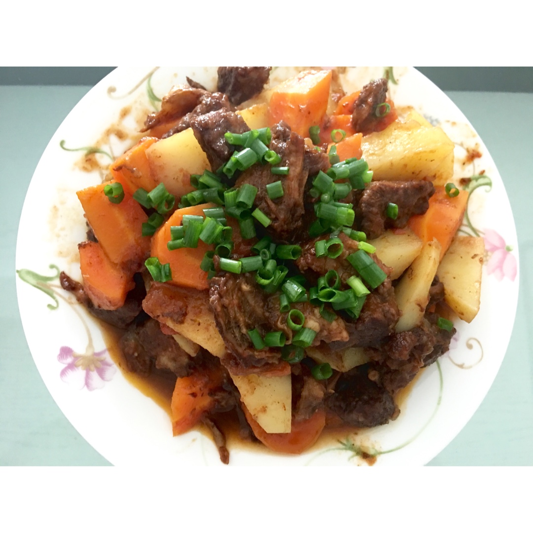 土豆炖牛肉