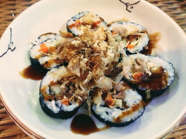 柴鱼花金枪鱼翻转寿司