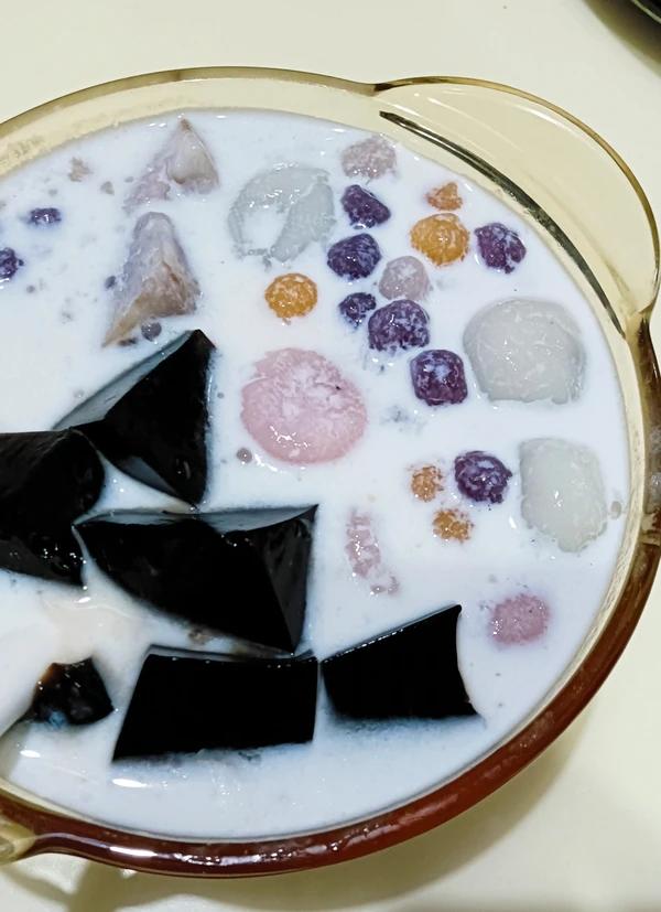 椰香香芋西米露