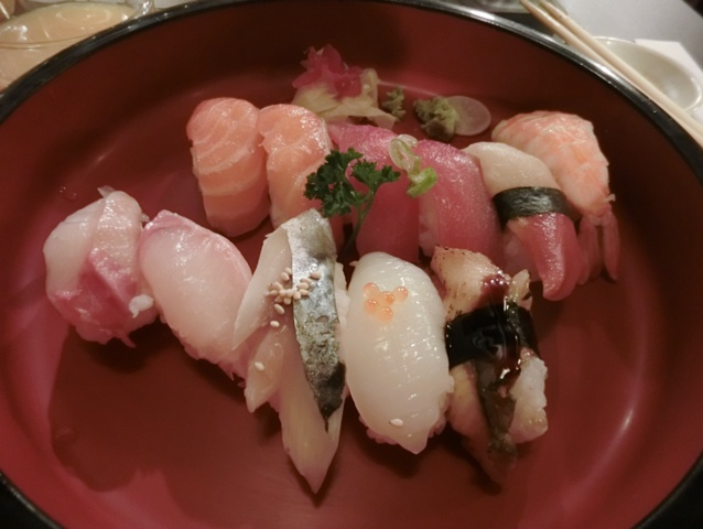 海鲜寿司