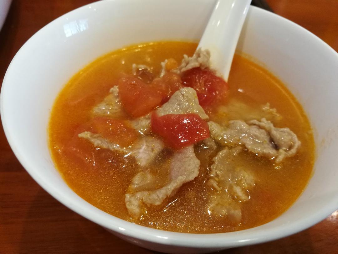 西红柿肉片汤