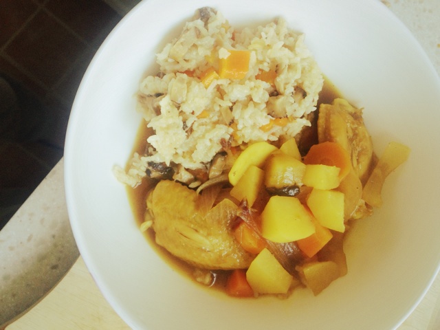 咖喱鸡块饭