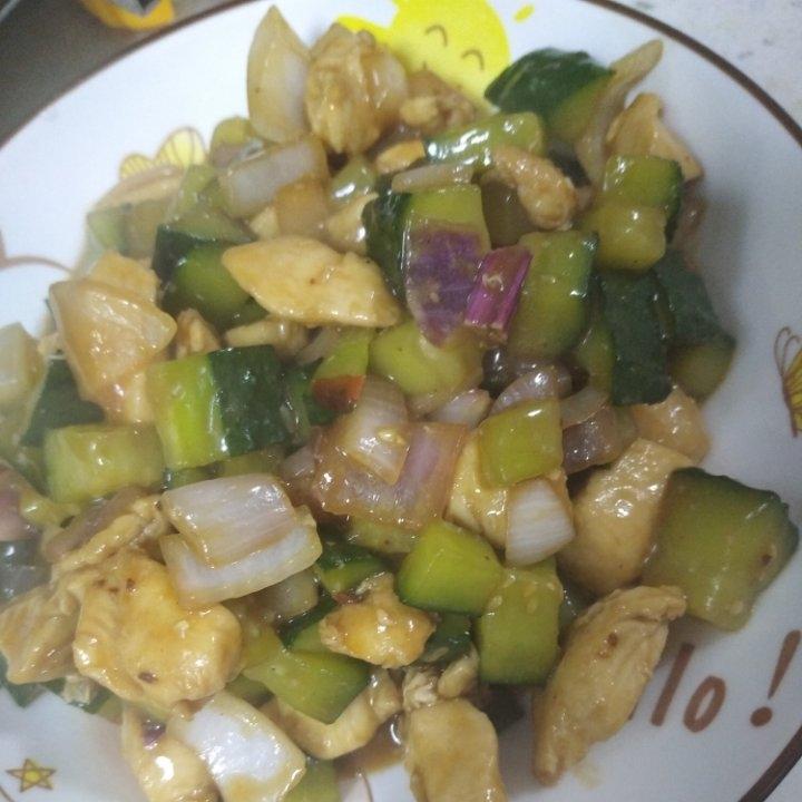 酱爆鸡丁