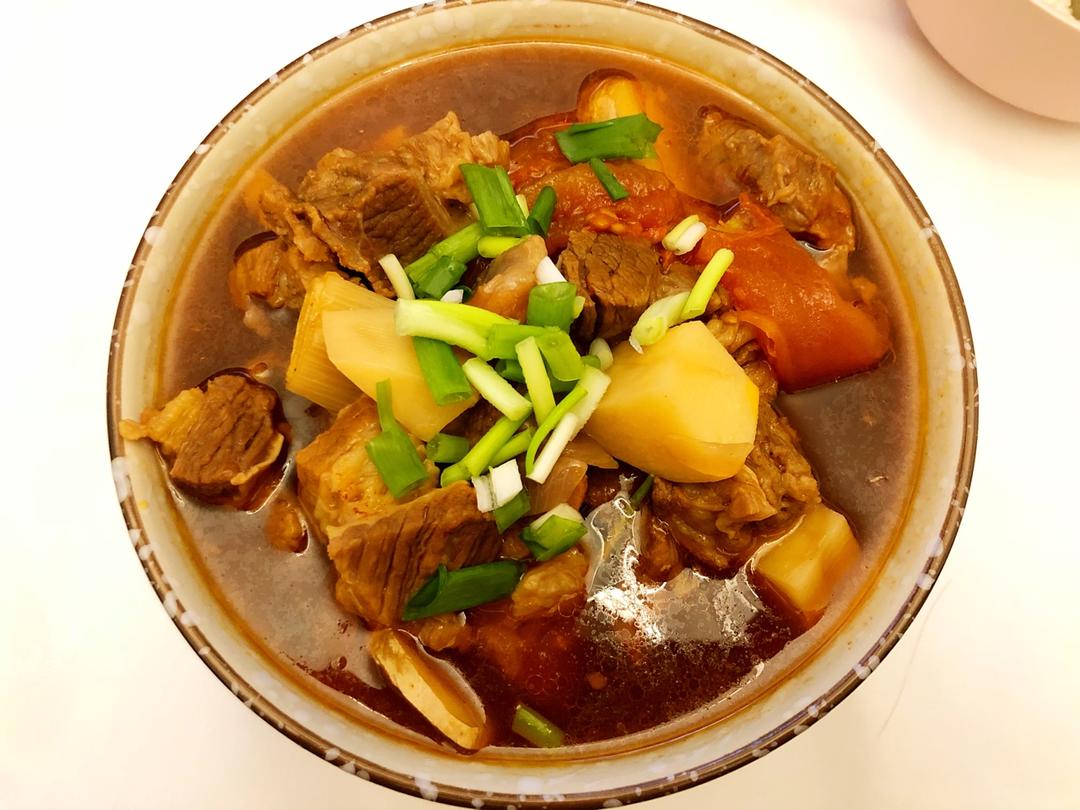 番茄土豆炖牛腩