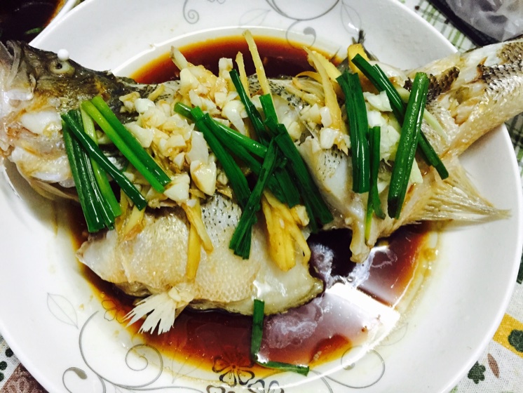 清蒸鲈鱼