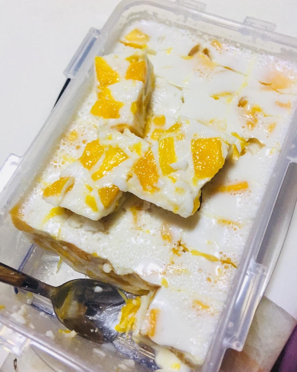 日本大热的草莓牛奶羊羹