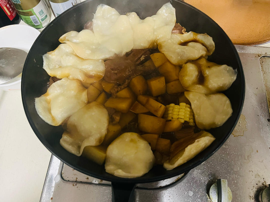 地锅鸡贴饼子
