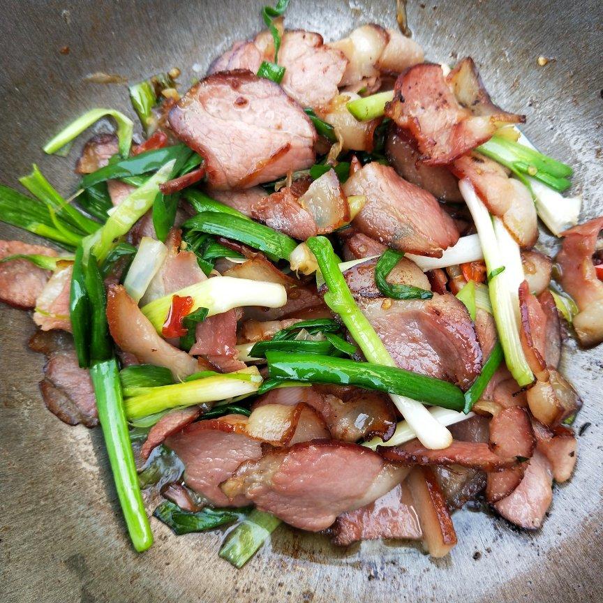 青蒜炒腊肉