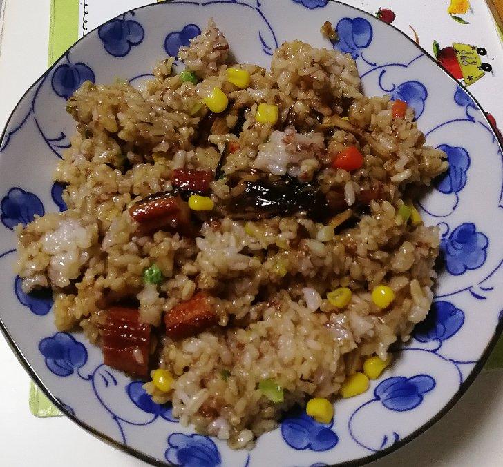 鳗鱼炒饭(煎鱼版)