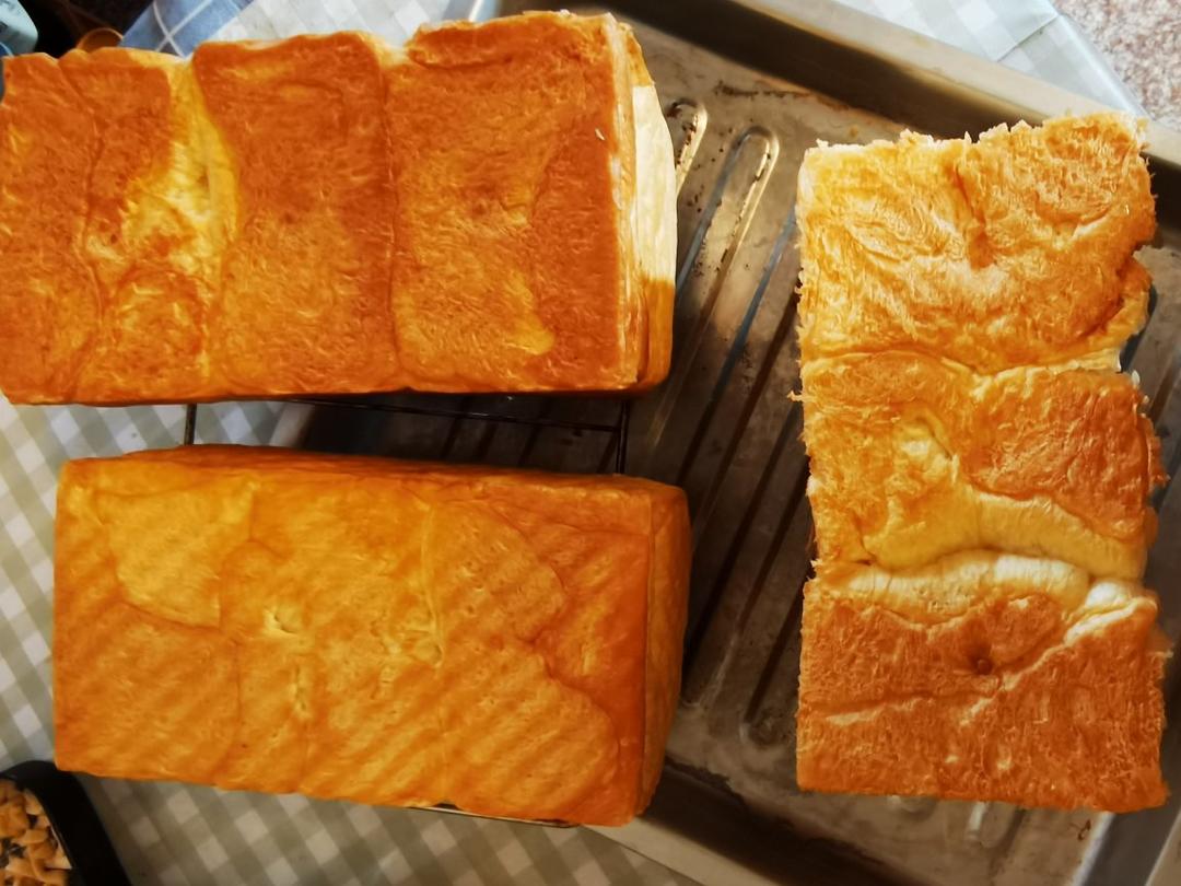软到拿不起来的生吐司