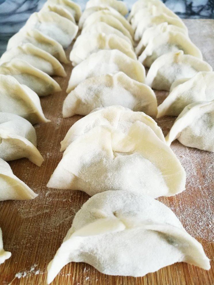 芹菜猪肉大馅饺子