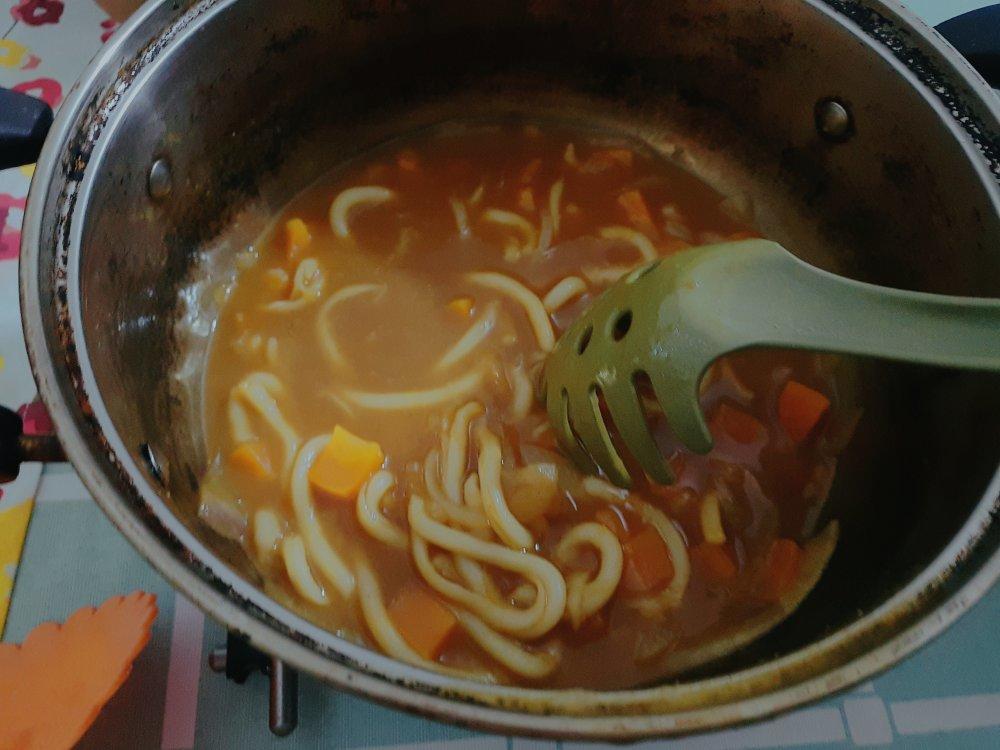 咖喱肥牛乌冬面