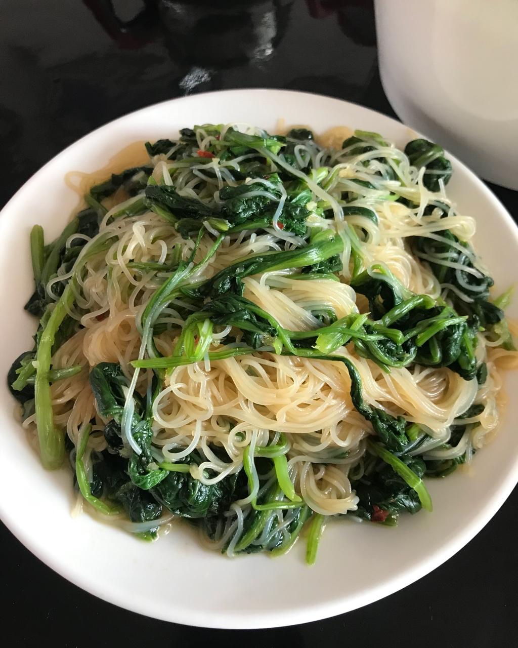 菠菜拌粉丝