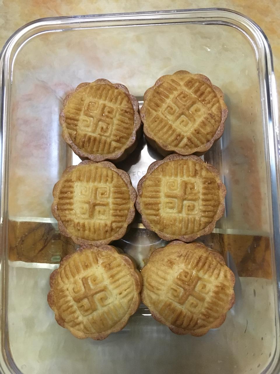 广式月饼——蛋黄莲蓉月饼