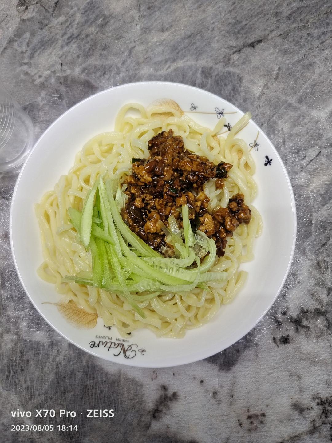 老北京炸酱面（家庭版制作🏡经典老味道🤓🤓）