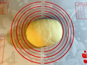 培根玉米色拉面包的做法 步骤6