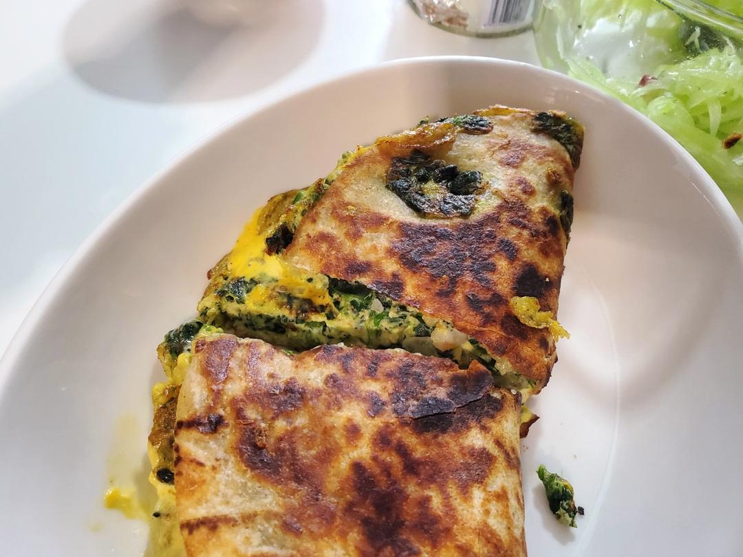 简易超香的虾仁芝士菠蛋饼