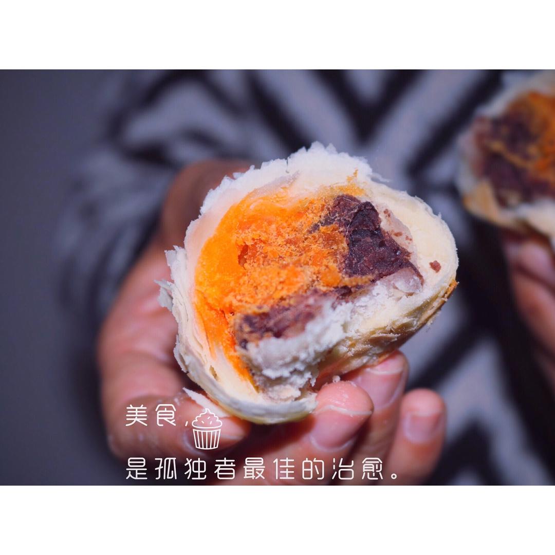 麻薯豆沙辣松蛋黄酥
