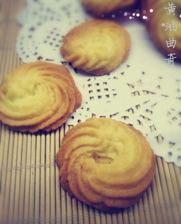 多种口味曲奇（香草、巧克力、抹茶）