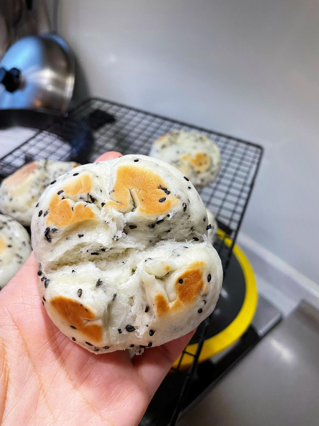 黑芝麻开花馒头