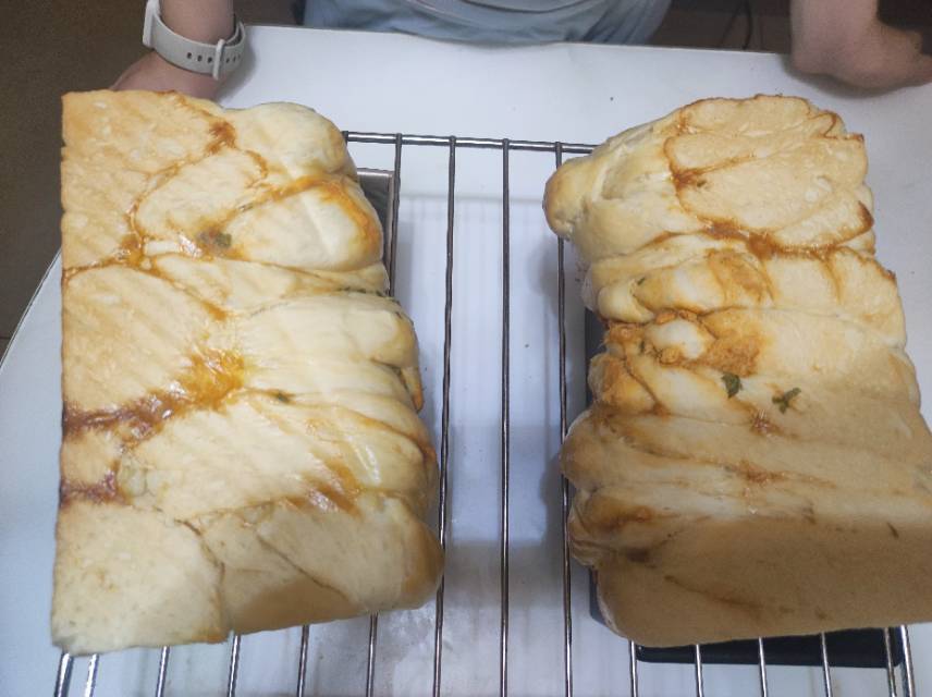 肉松吐司【超多料香爆马苏里拉】