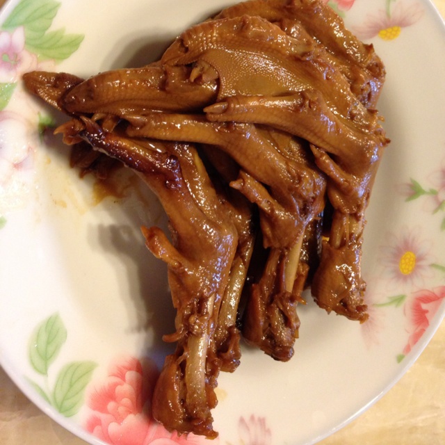 卤鸭掌