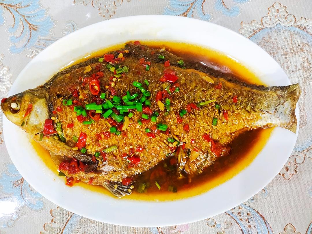 红烧鳊鱼