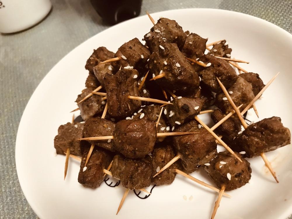 《Tinrry+》烤箱菜：牙签牛肉